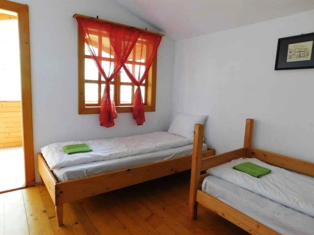 casa veche camping musai coltesti rimetea